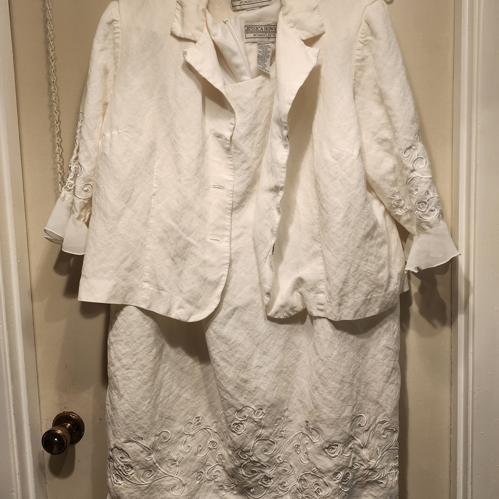 Jessica Howard Cream Embroidered Dress and Jacket Set